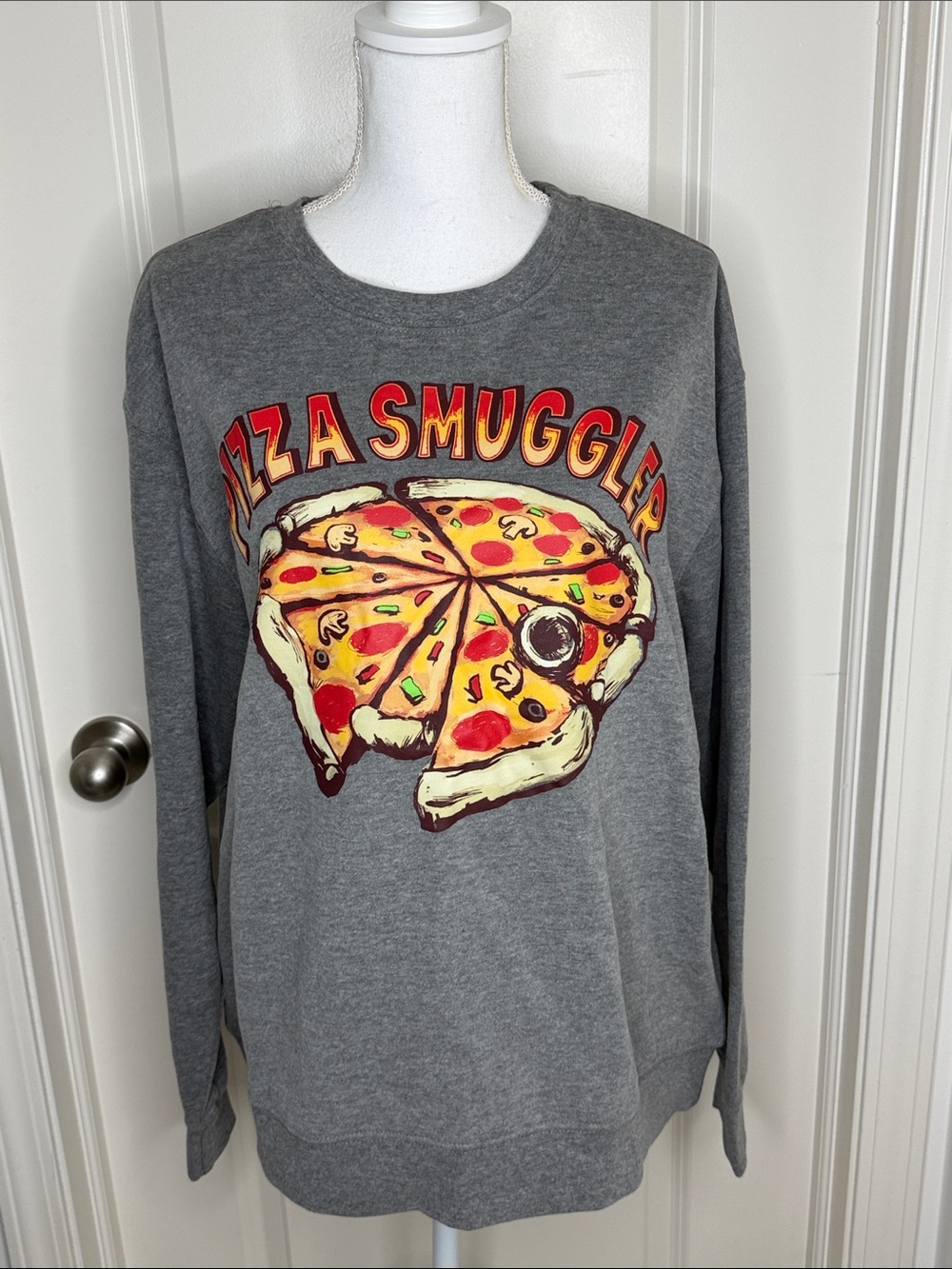 NWT Star Wars 'Pizza Smuggler' Graphic Sweatshirt size XL